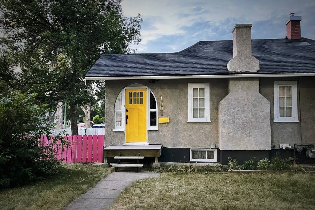 Photo of Buildings in South Lethbridge