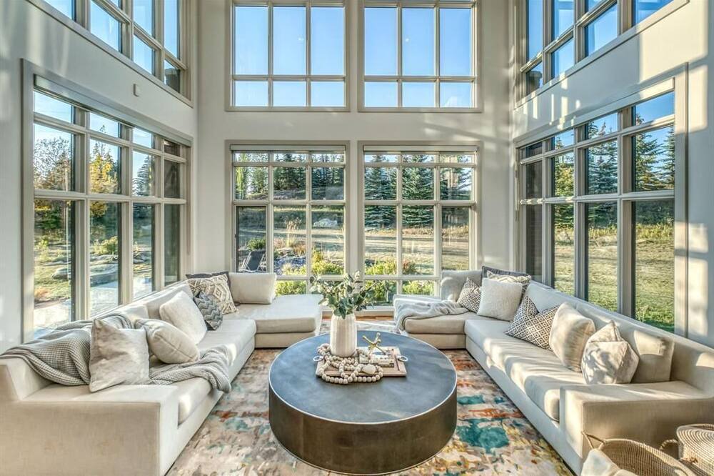 Photo of Livingroom in Calgary