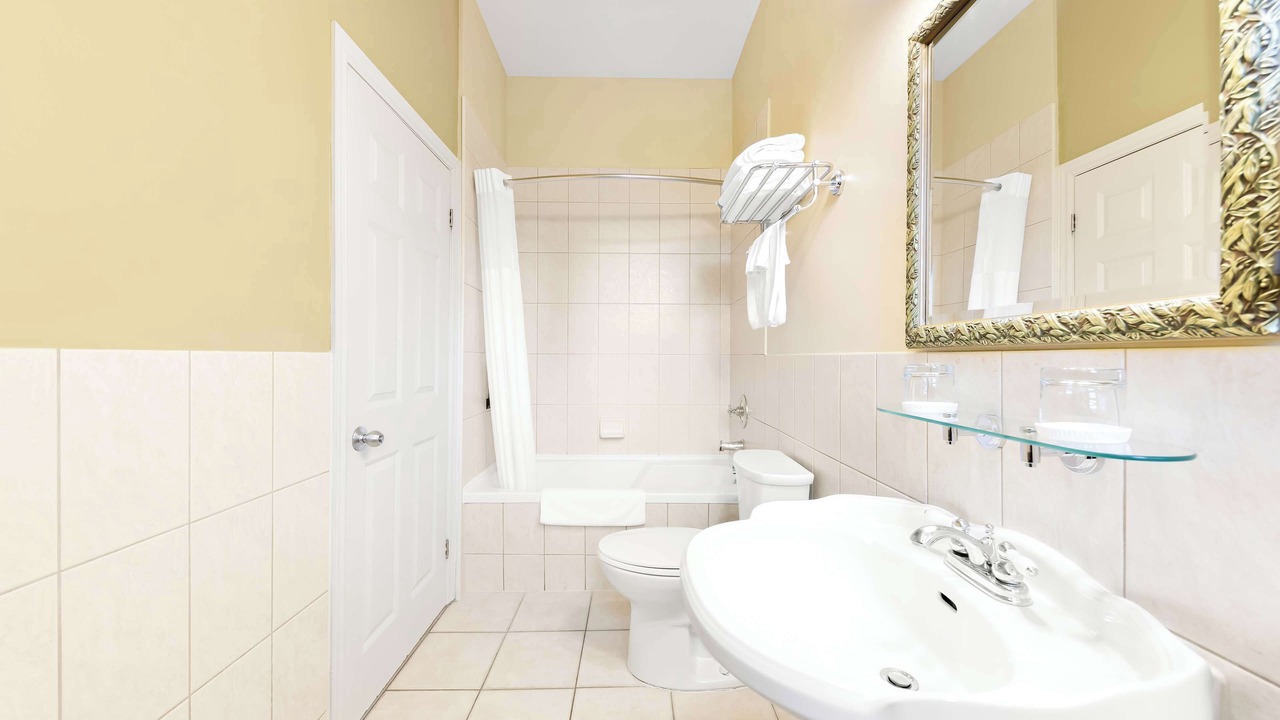 Photo of Bathroom in Paris