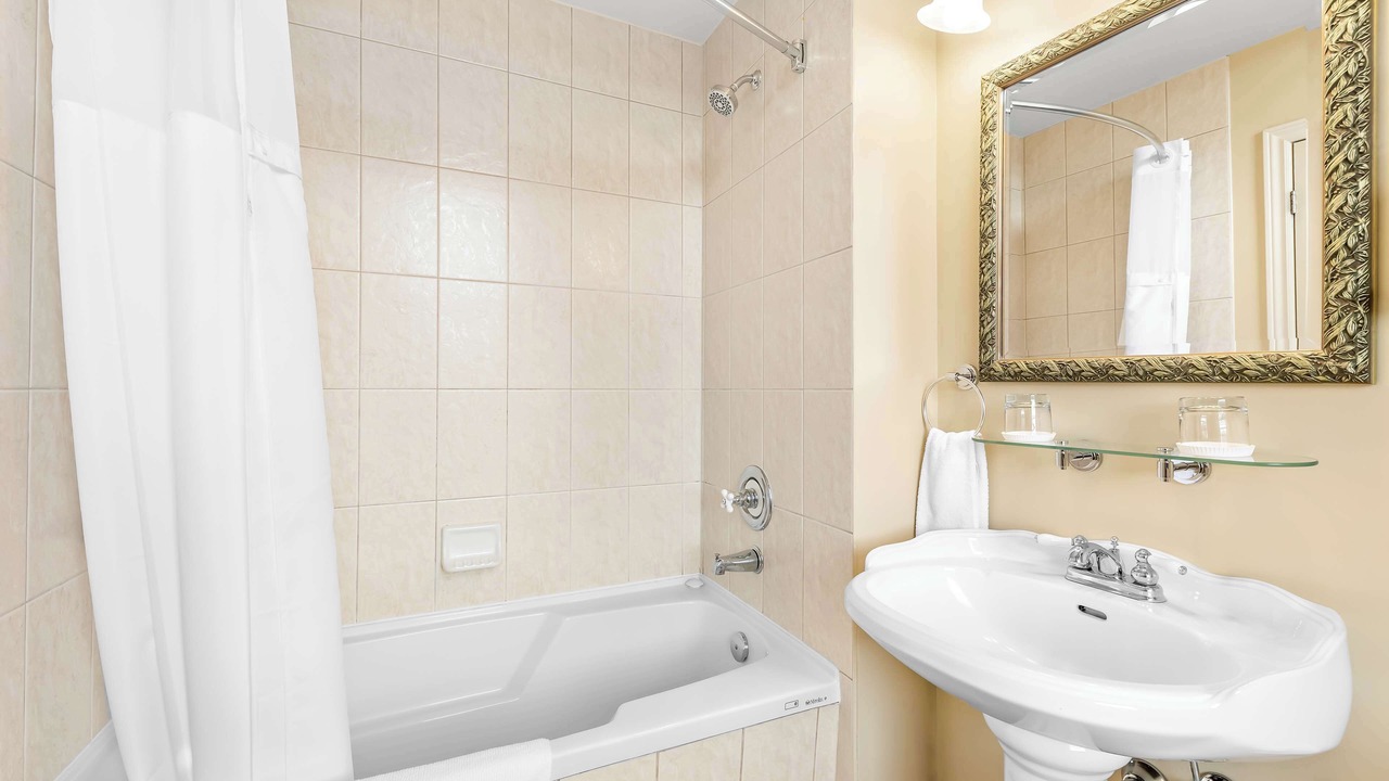 Photo of Bathroom in Paris