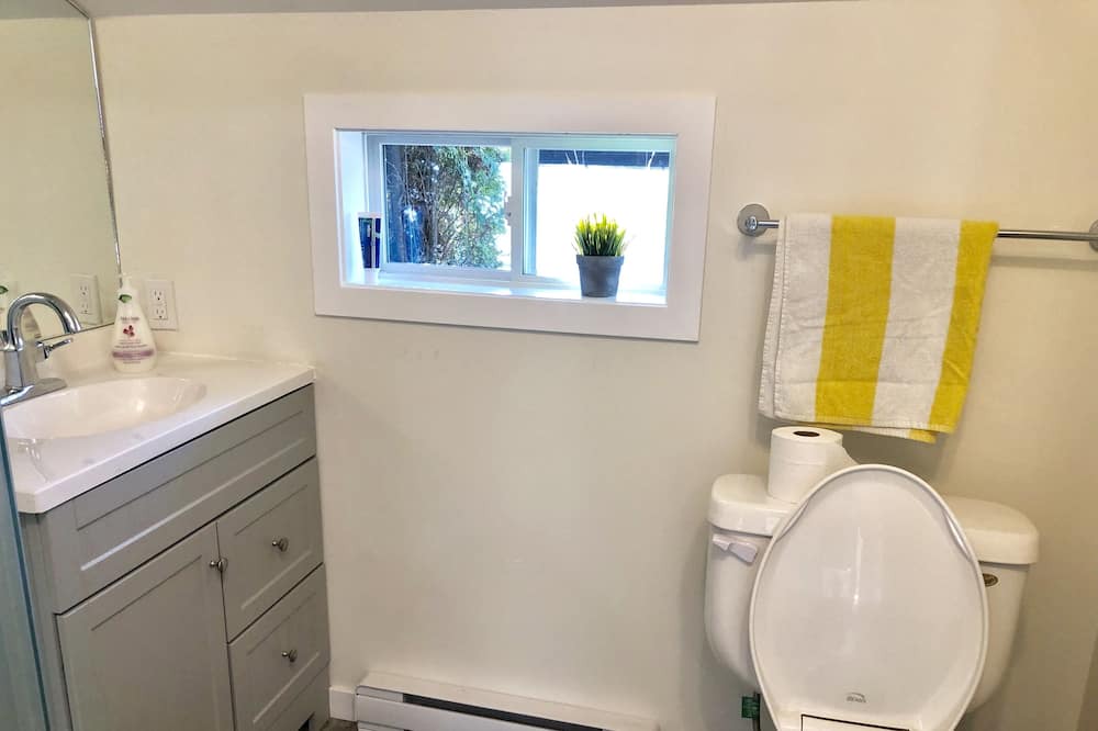 Photo of Bathroom in Brentwood Bay