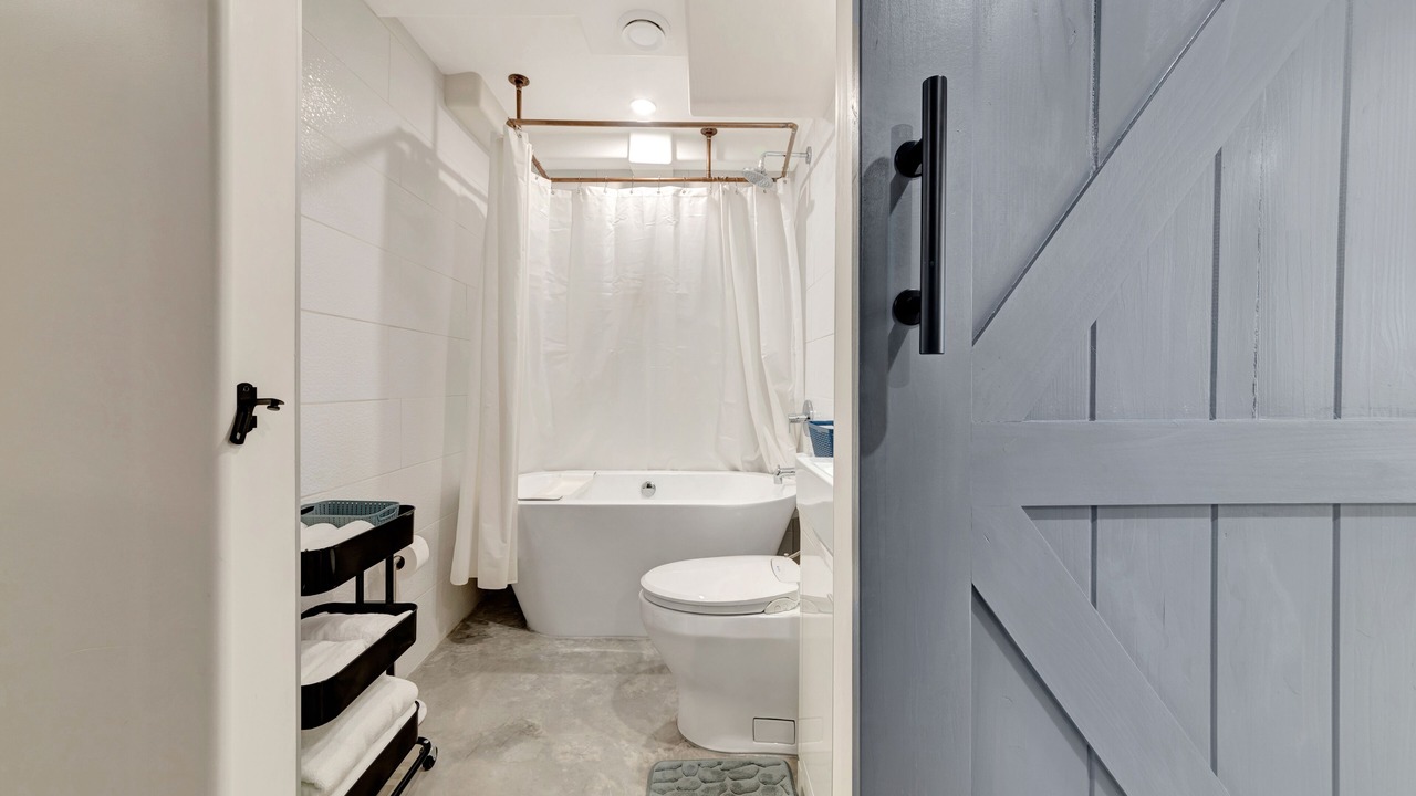 Photo of Bathroom in Lloydminster