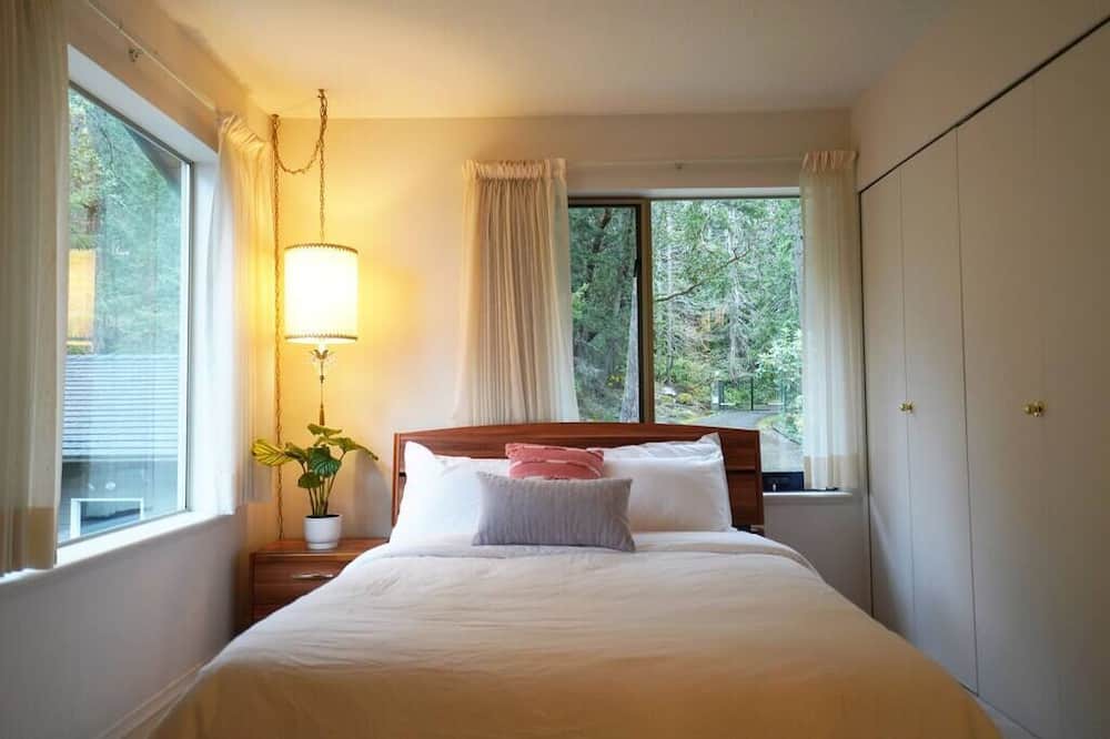Photo of Others in Pender Island