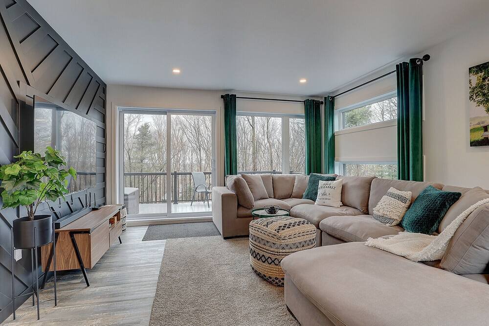 Photo of Livingroom in Val-Racine