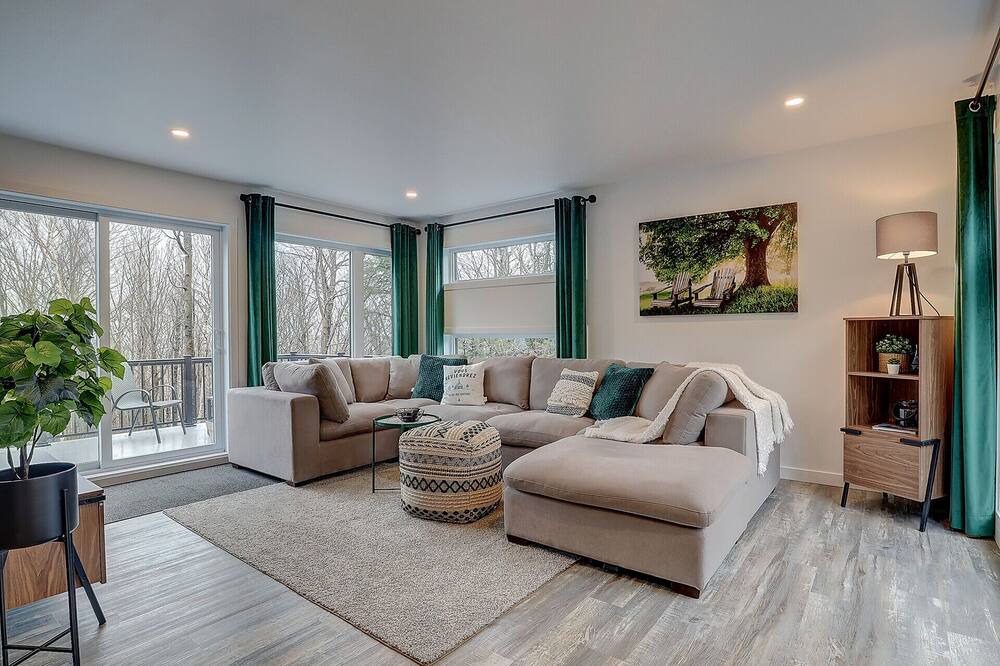 Photo of Livingroom in Val-Racine