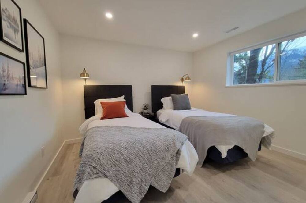 Photo of Bedroom in Garibaldi Highlands