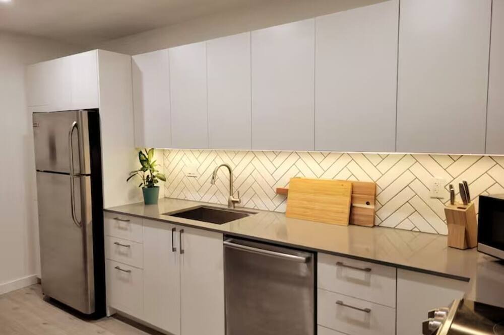 Photo of Kitchen in Garibaldi Highlands