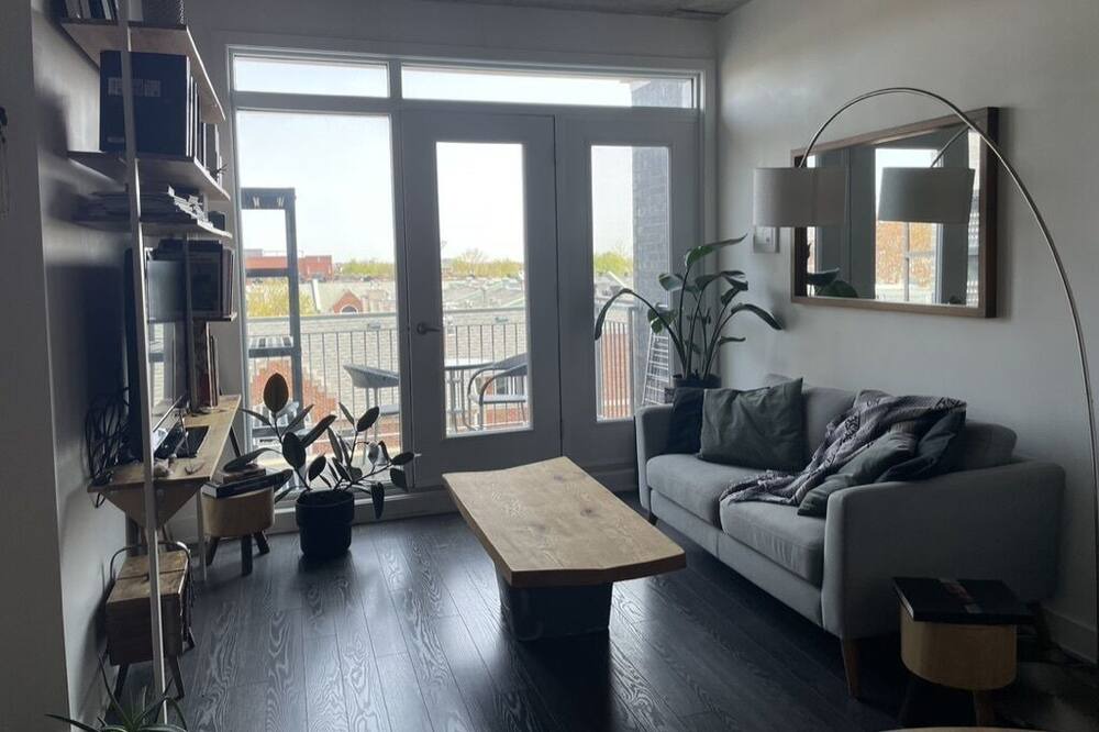 Photo of Livingroom in Mile End