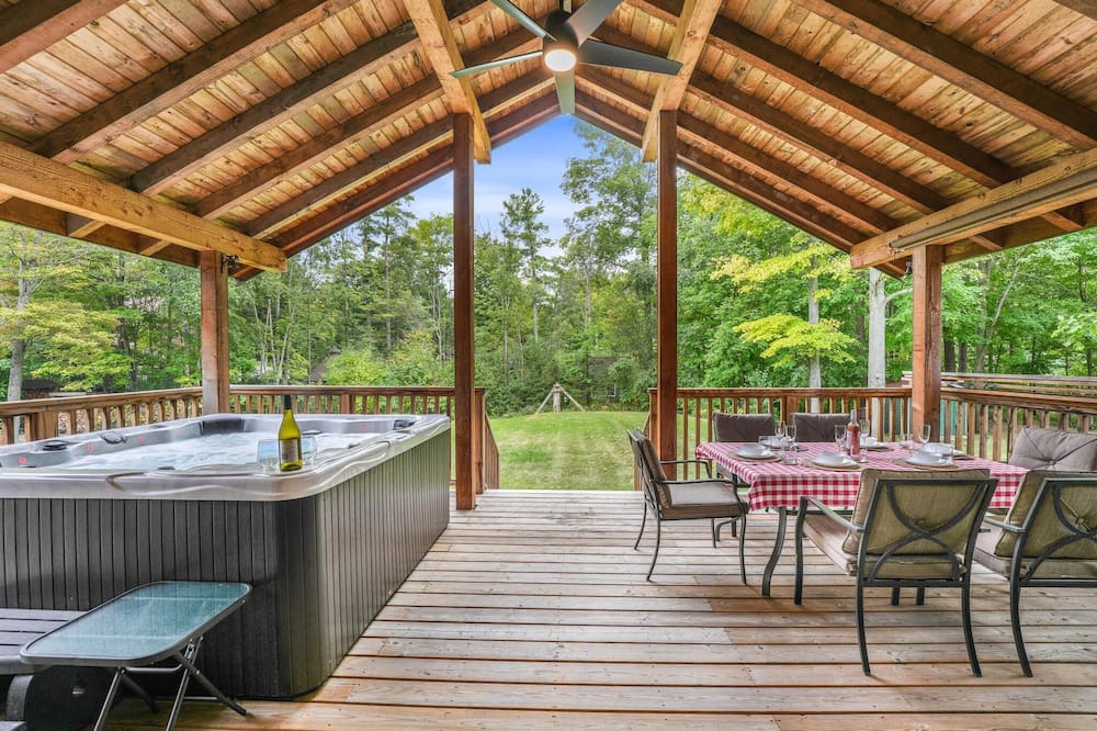 Photo of Outdoor in Tiny