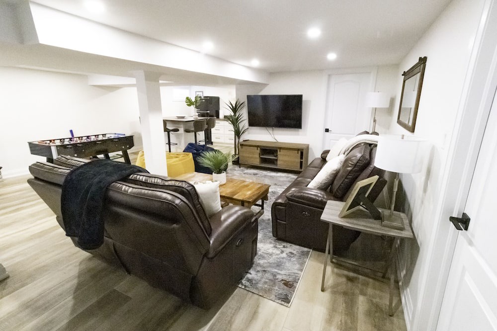 Photo of Livingroom in Tiny
