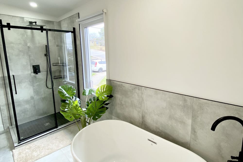 Photo of Bathroom in Plateau