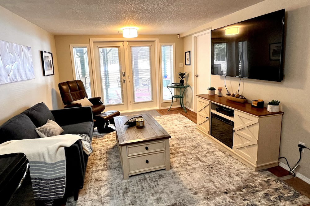 Photo of Livingroom in Whitehorse