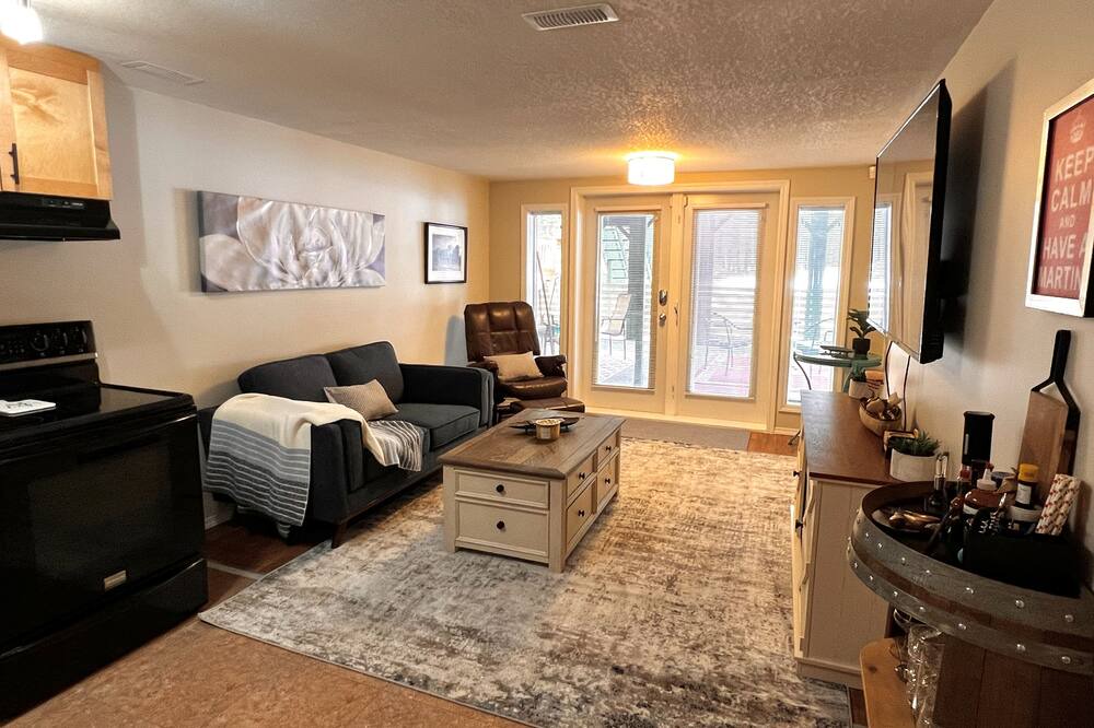 Photo of Livingroom in Whitehorse