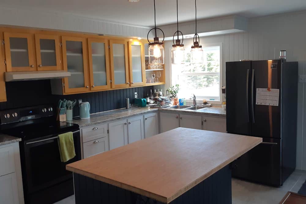 Photo of Kitchen in Grand-Remous