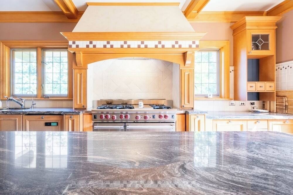 Photo of Kitchen in Saanich East