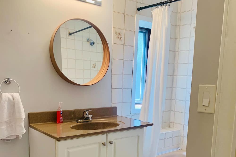 Photo of Bathroom in Waverley