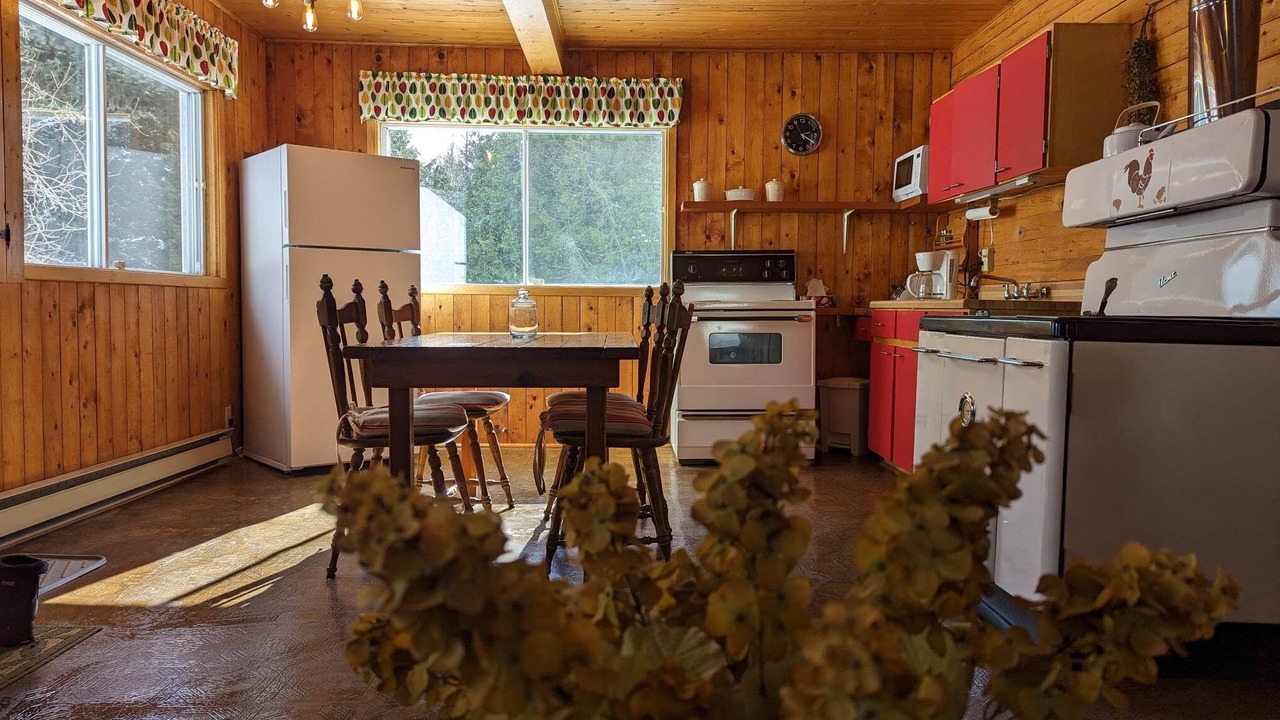 Photo of Kitchen in Saint-Leon-de-Standon