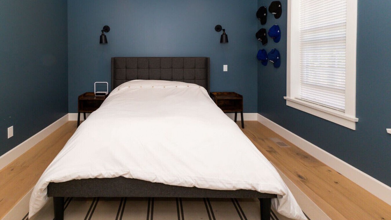 Photo of Bedroom in Mill Bay