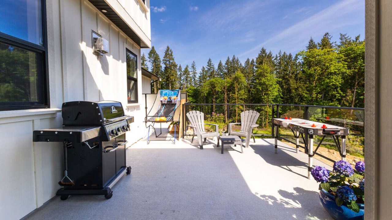 Photo of Outdoor in Mill Bay