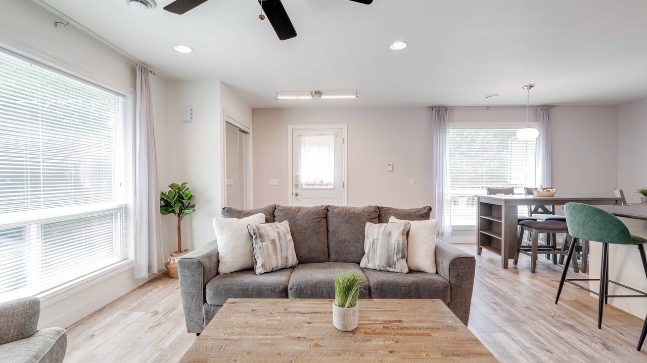 Photo of Livingroom in Byron