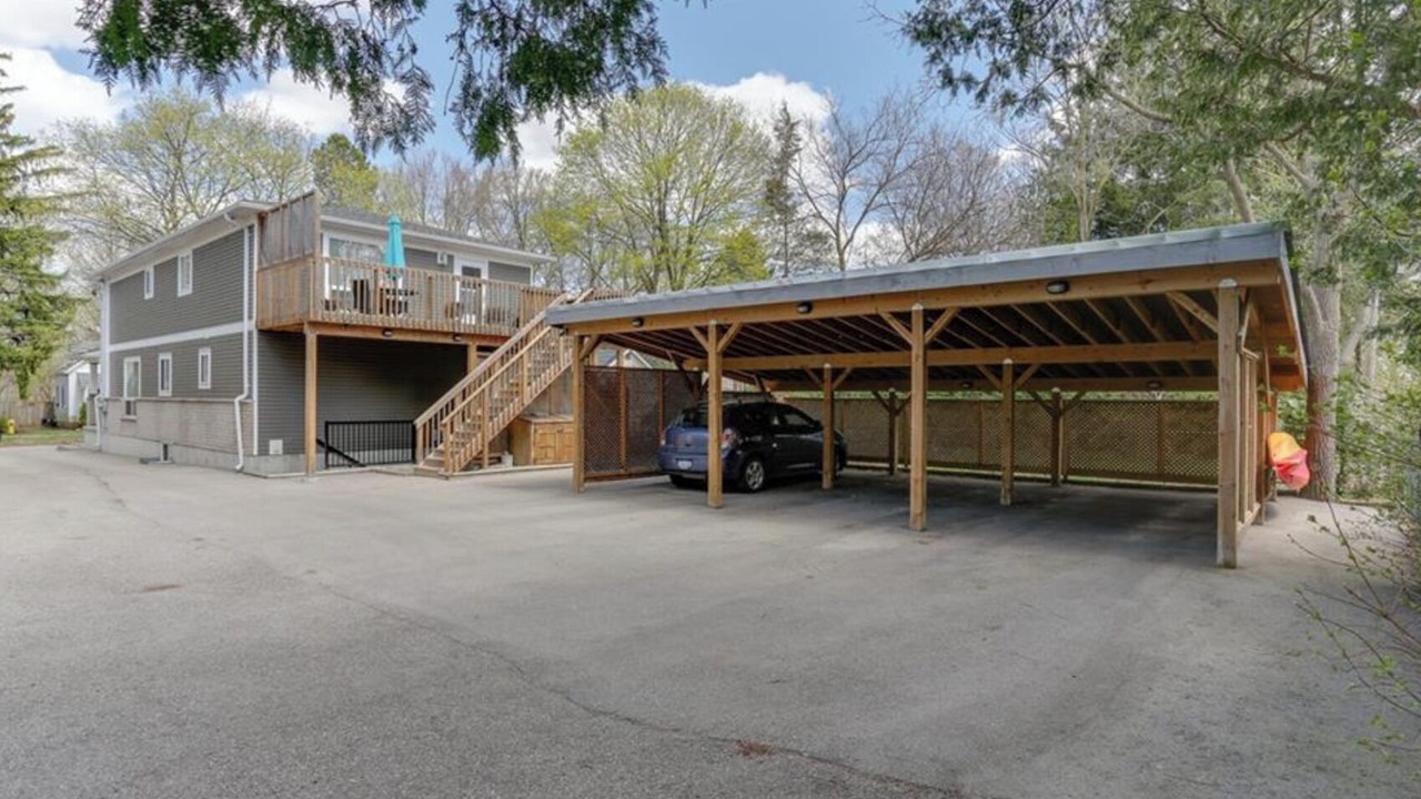 Photo of Outdoor in Byron