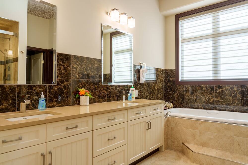 Photo of Bathroom in Central Alberta