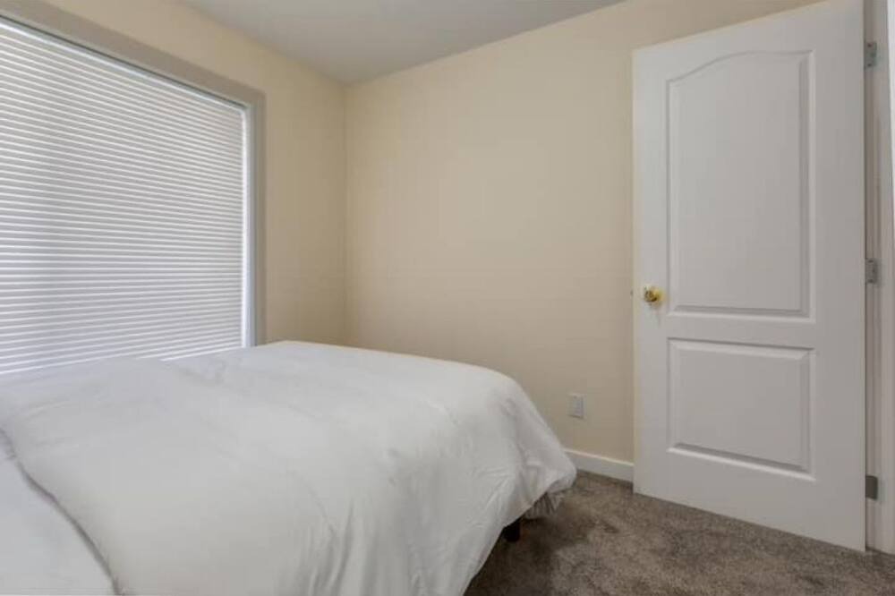 Photo of Bedroom in Kincora