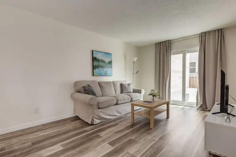 Photo of Livingroom in Northwest Calgary
