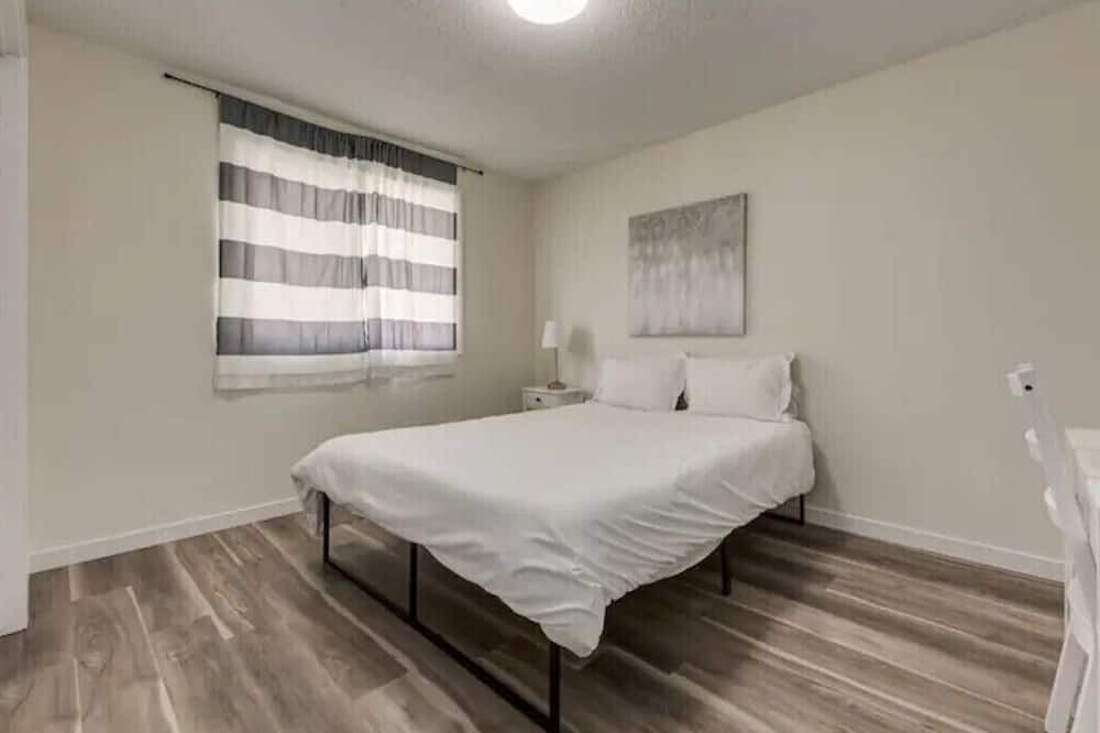 Photo of Bedroom in Northwest Calgary