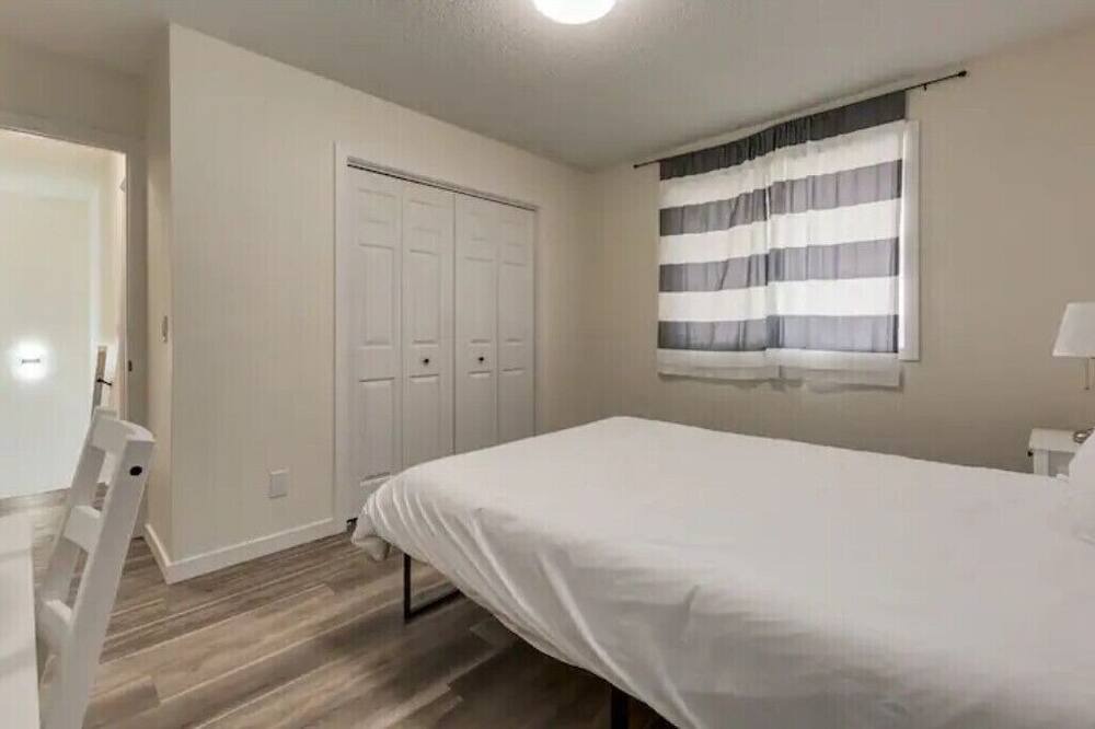 Photo of Bedroom in Northwest Calgary