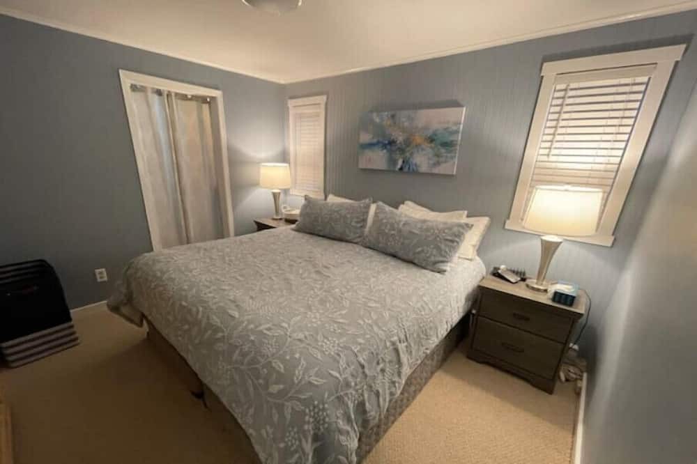 Photo of Bedroom in Newfoundland