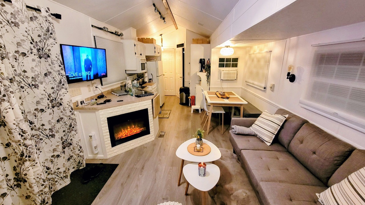 Photo of Livingroom in Lindell Beach
