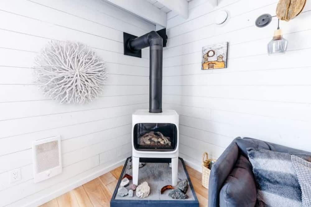 Photo of Livingroom in Terra Nova