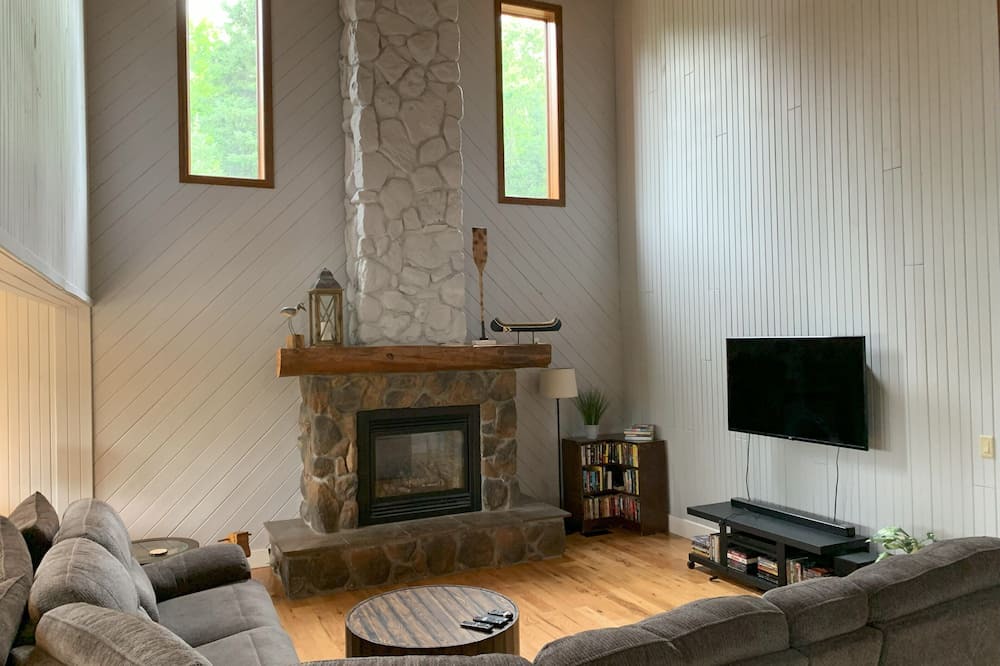 Photo of Livingroom in Kearney