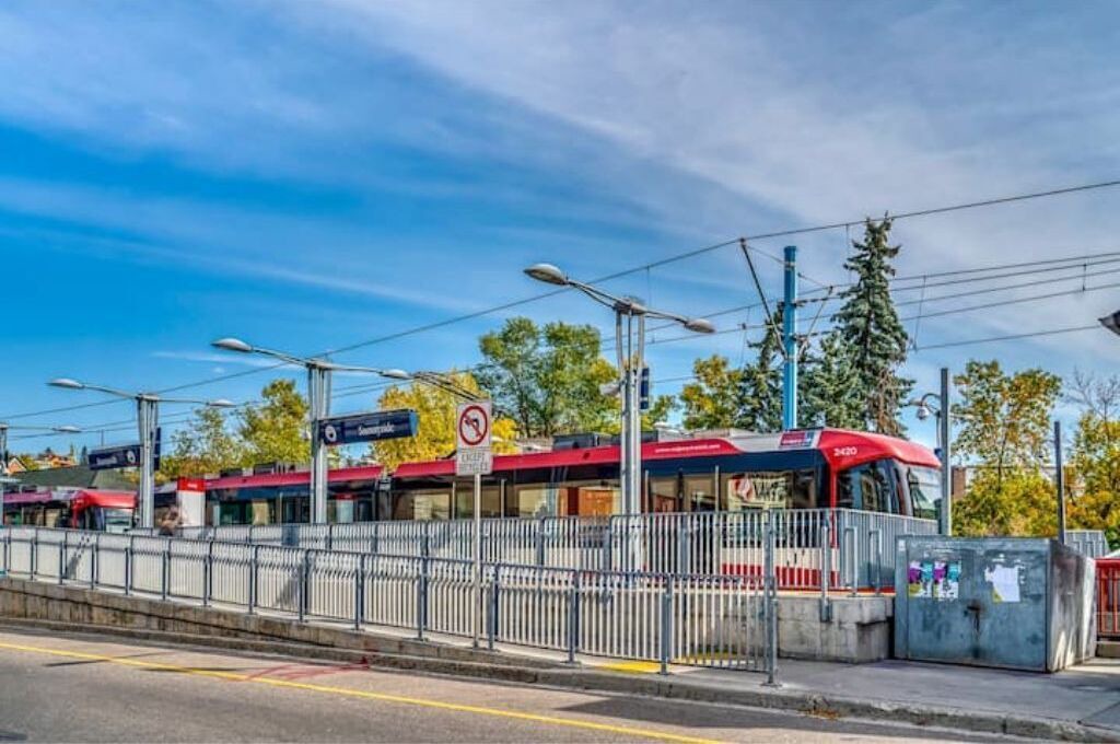 Photo of Others in Sunnyside