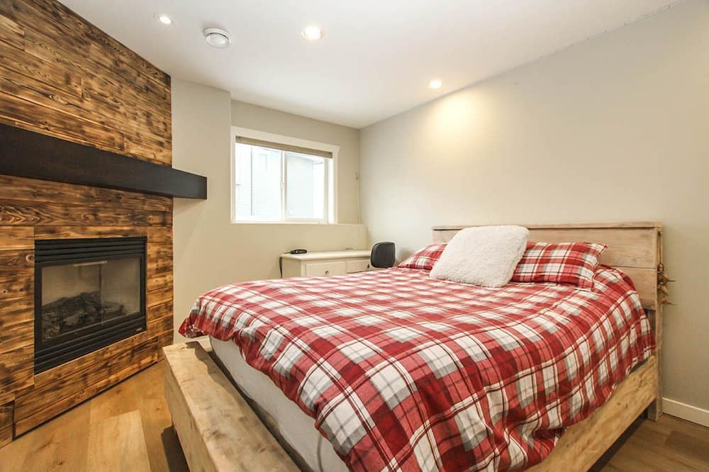 Photo of Bedroom in Southwest Mission