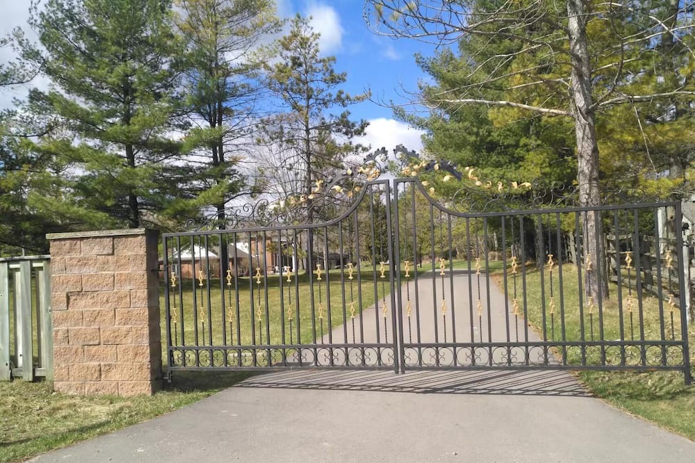 Photo of Outdoor in Adjala-Tosorontio