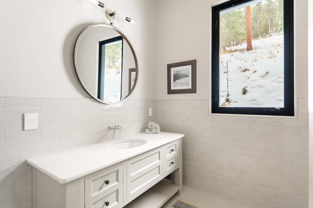 Photo of Bathroom in Okanagan Valley
