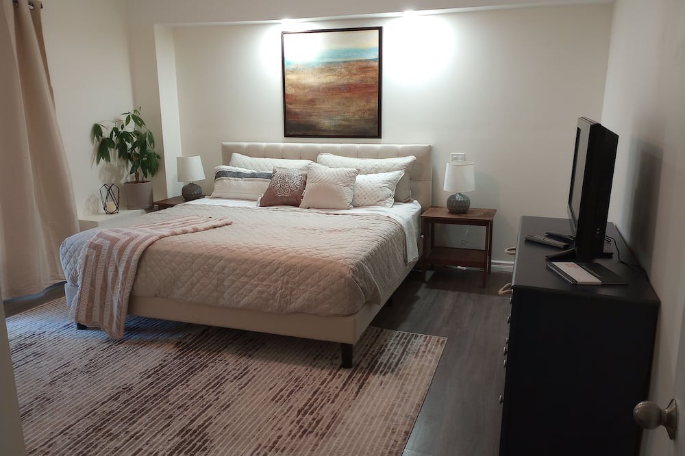 Photo of Bedroom in MacTier