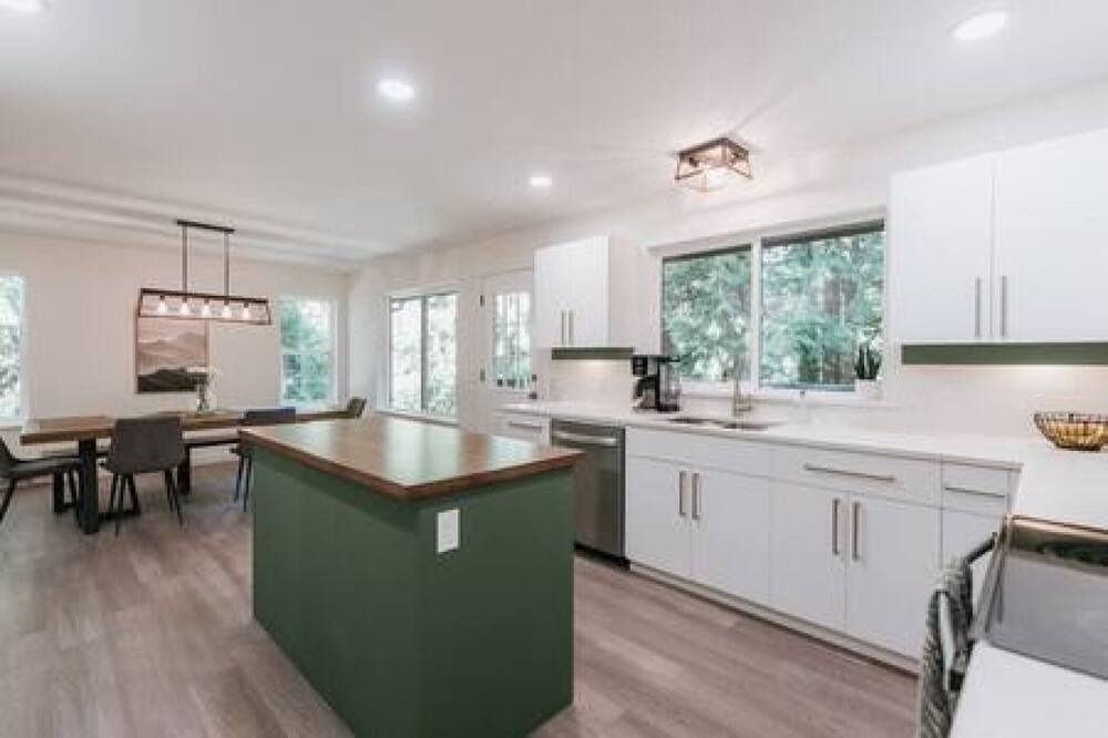 Photo of Kitchen in Halfmoon Bay