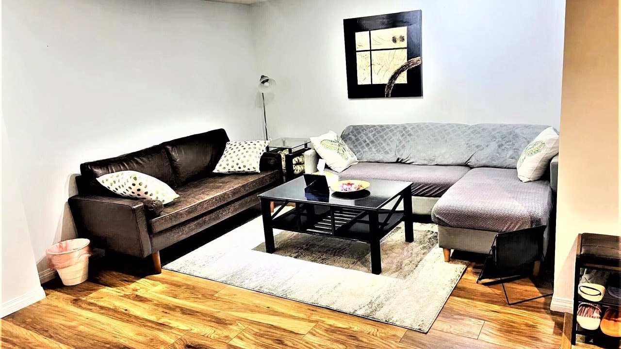 Photo of Livingroom in South Central