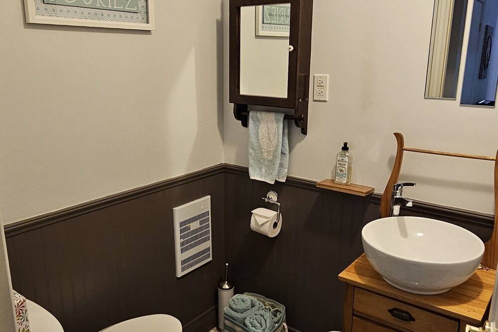 Photo of Bathroom in Orford