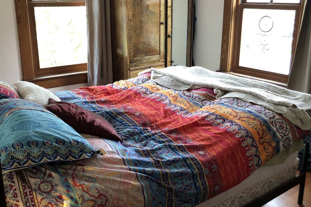 Photo of Bedroom in Lennoxville