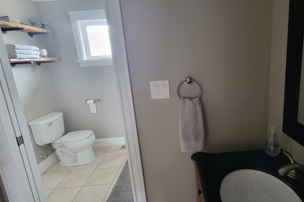 Photo of Bathroom in Montague