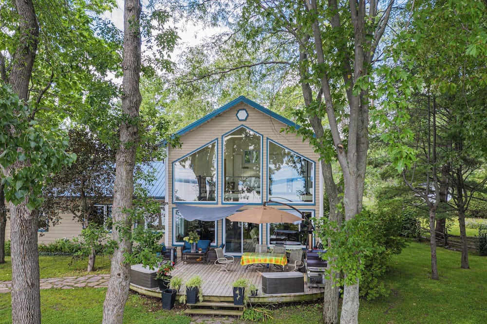 Photo of Outdoor in Saint-Georges-de-Clarenceville