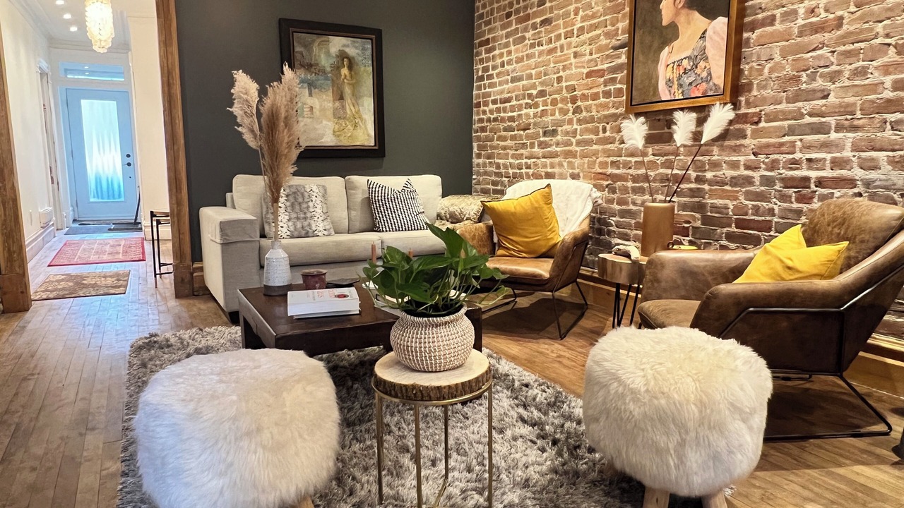 Photo of Livingroom in Gay Village