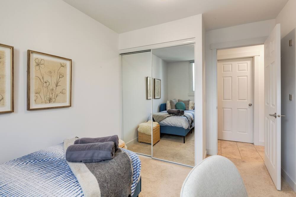 Photo of Livingroom in Sunnyside