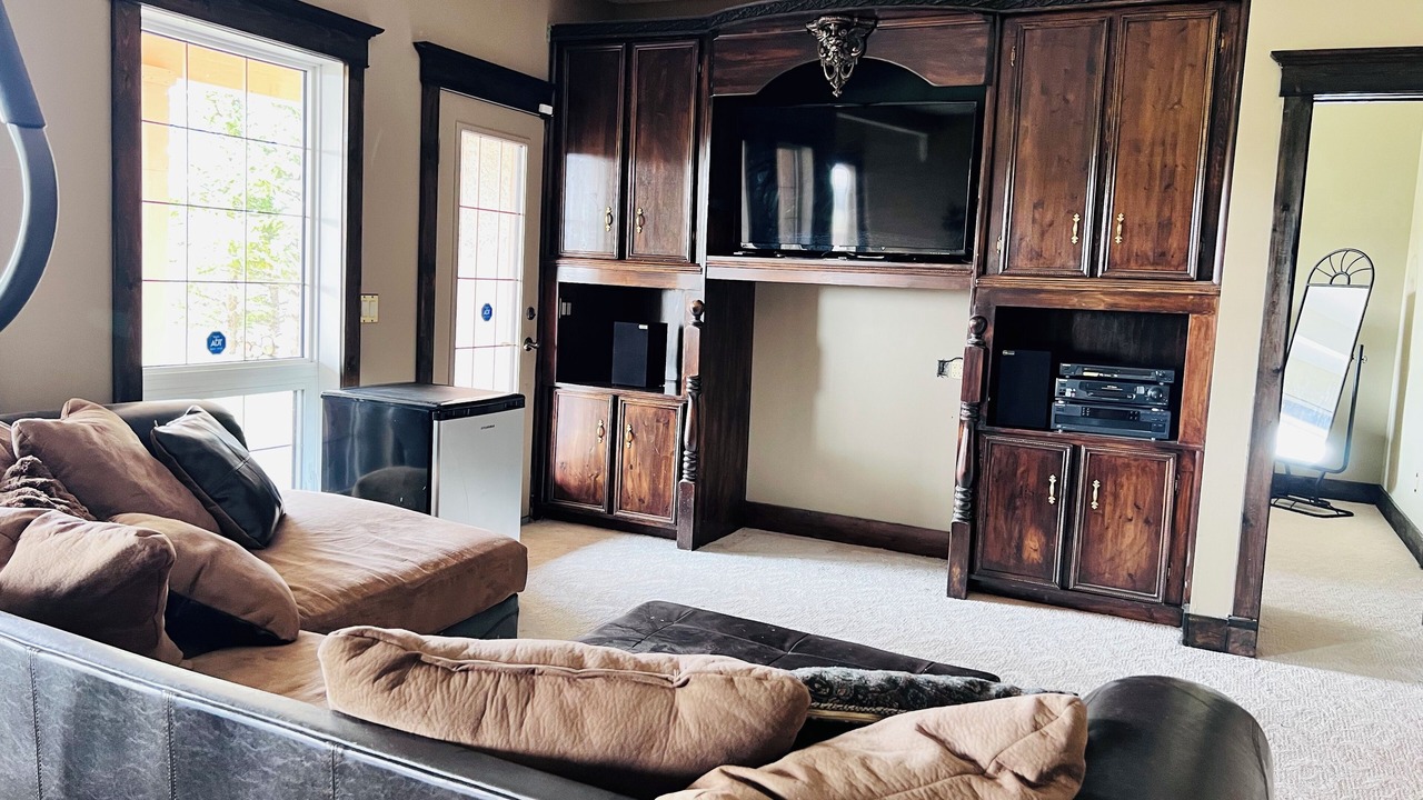 Photo of Livingroom in De Winton