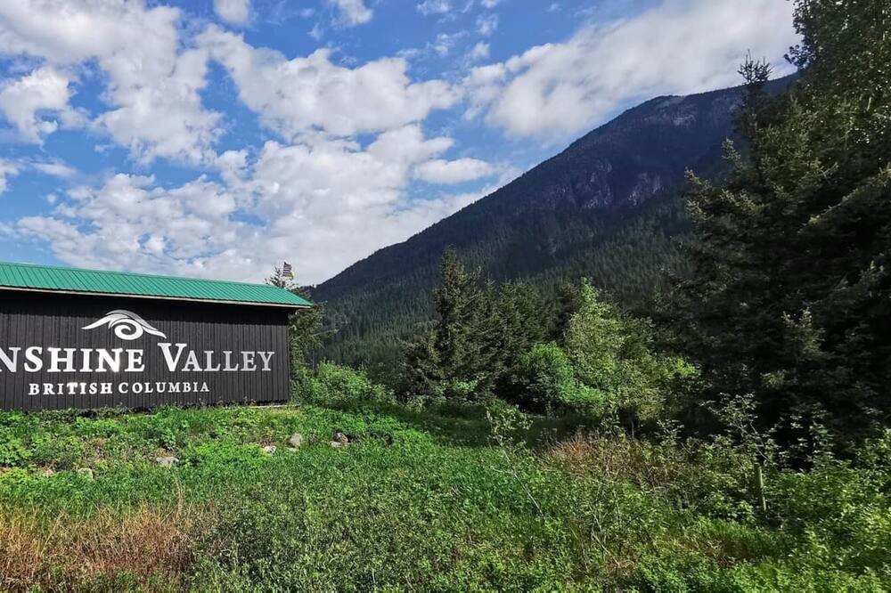 Photo of Others in Sunshine Valley