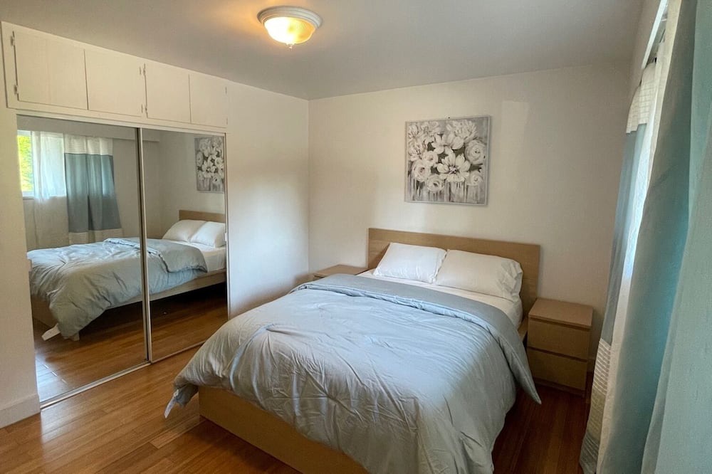 Photo of Bedroom in Delta